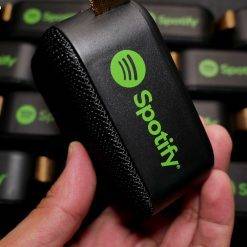 ลำโพง Bluetooth สกรีนโลโก้ – ตัวอย่างงานผลิตของพรีเมี่ยมองค์กร