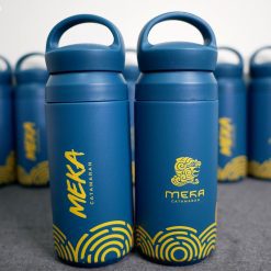 กระบอกน้ำสแตนเลสเก็บอุณหภูมิ พร้อมหูหิ้ว สกรีนโลโก้ 350ml / 500ml